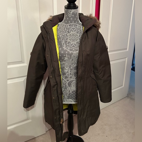 The north face winter coat WMNS - Picture 2 of 3